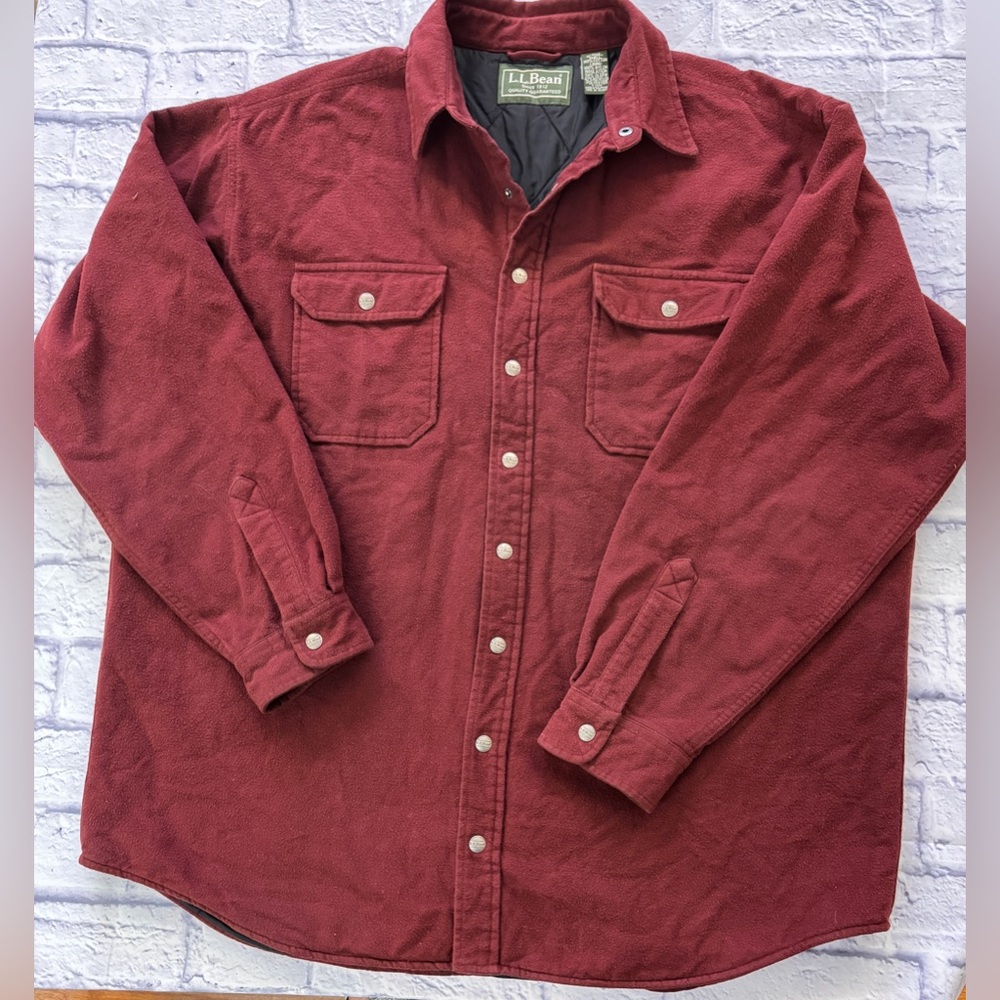 LL Bean Mens’ XL Tall burgundy flannel jacket/overshirt with a quilted lining.